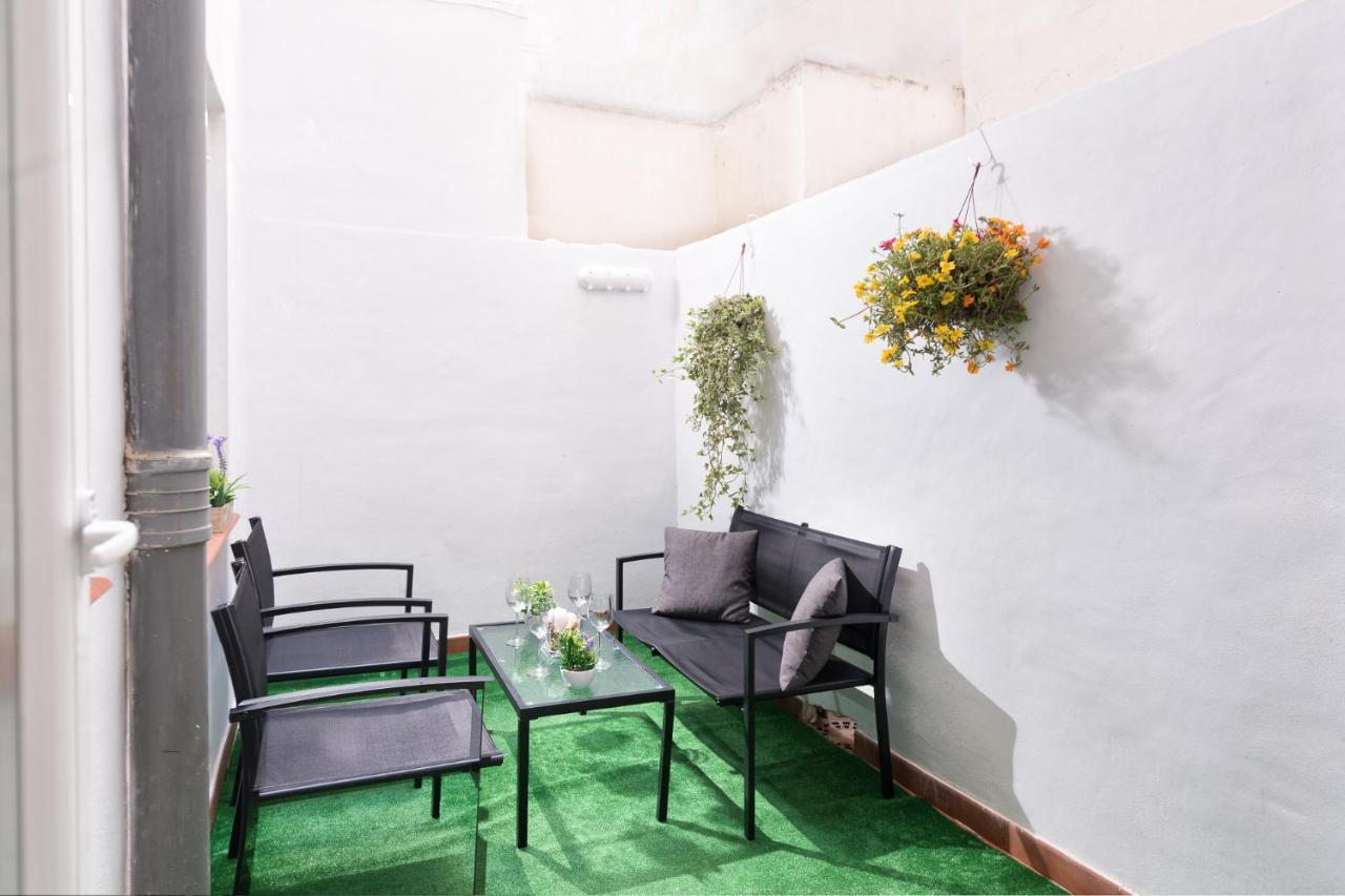 Cozy 3 Bed Apartment In The Heart Of Alicante Exteriör bild